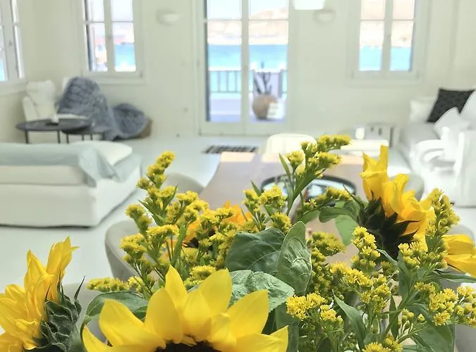 וילה Pnoe Mykonos Town